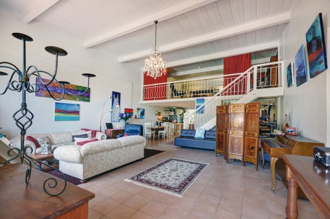 Arty Warehouse Apartment - Stroll To South Beach - Accommodation Sunshine Coast 2