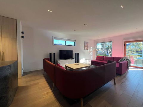 Luxurious Family Retreat - Accommodation Sunshine Coast 2