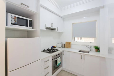 M5 West Perth Studio Apartment Near Kings Park - Accommodation Sunshine Coast 2