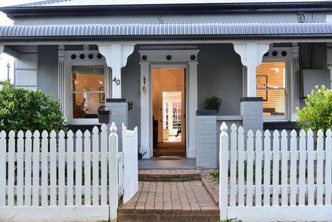 Macleay Cottage With Plunge Pool And Local Arts - Accommodation Sunshine Coast 2