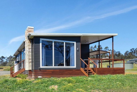 Magpie Two - Two For Joy Estate - Accommodation Sunshine Coast 0