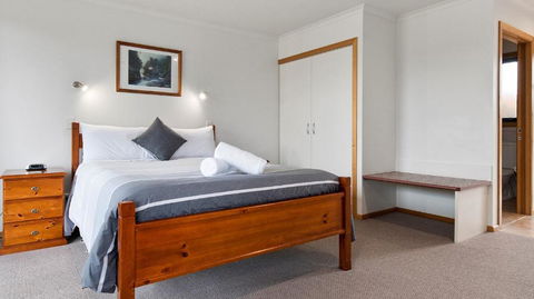 Marsden Court Apartments Now Incorporating Marsden Court And Sharonlee Strahan Villas - Accommodation Sunshine Coast 3