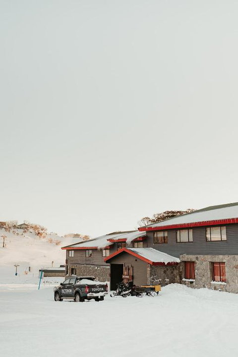Matterhorn Lodge - Accommodation Sunshine Coast 1