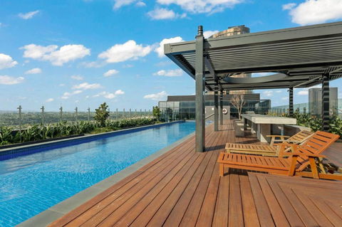 Metropolitan Oasis - Accommodation Sunshine Coast 0