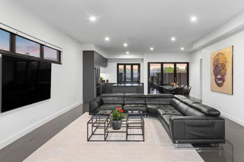 Moana Sands - Luxury Beachfront - Accommodation Sunshine Coast 3