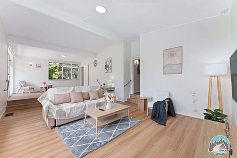 Modern House With Spacious Backyard In Telopea - Accommodation Sunshine Coast 1