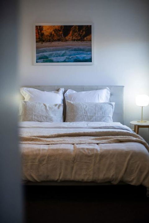 Modern Townhouse, Close To Beach - Accommodation Sunshine Coast 2