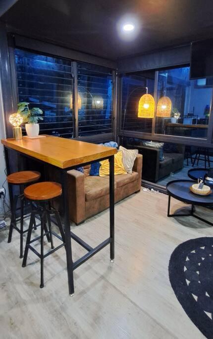 Moogie Pod - Trendy Tiny Getaway - Accommodation Sunshine Coast 2