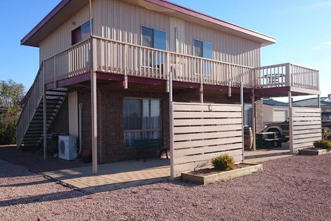 Moonta Ways - Accommodation Sunshine Coast 0