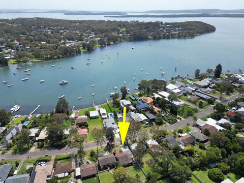 NEW PropertyBreezy Bayside Haven At Brightwaters - Accommodation Sunshine Coast 0