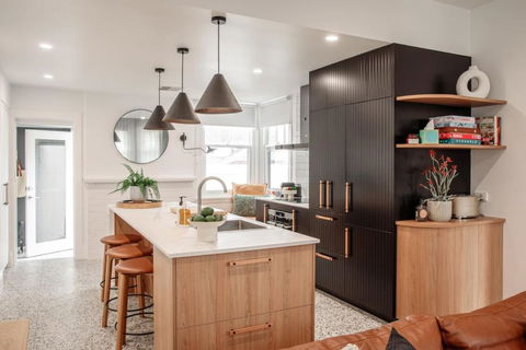 Mulgrave Street Cottage- Renovated Comfort - Accommodation Sunshine Coast 0