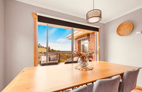 Natural & Relax House In Ulverstone - Accommodation Sunshine Coast 3