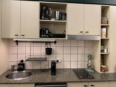 Neutral Bay Studio - Accommodation Sunshine Coast 3