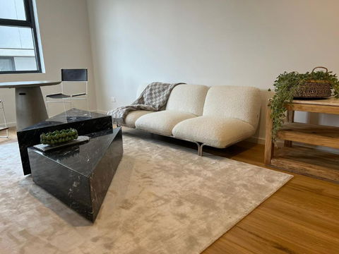 NEW BOUTIQUE 1bd Apt - Accommodation Sunshine Coast 2
