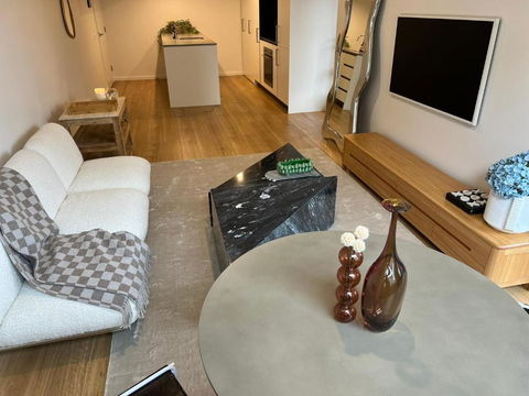 NEW BOUTIQUE 1bd Apt - Accommodation Sunshine Coast 1