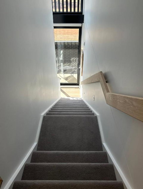 New & Modern Loft 1bd W/Pool&Gym - Accommodation Sunshine Coast 3
