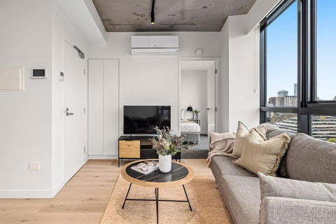 NEW Spectacular Views Southbank - Accommodation Sunshine Coast 2