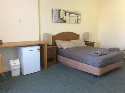 New Whyalla Hotel - Accommodation Sunshine Coast 2