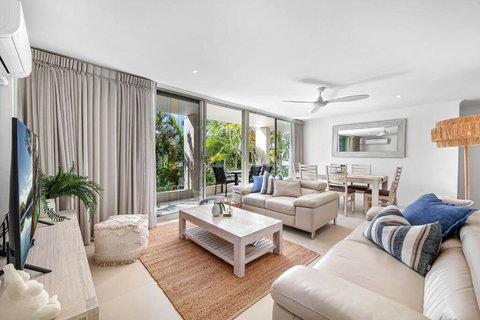 Noosa Dreaming In Luxury Beachside Resort - Accommodation Sunshine Coast 0