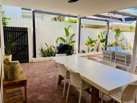 NOR214 - Northstead Coastal Charm - Accommodation Sunshine Coast 1