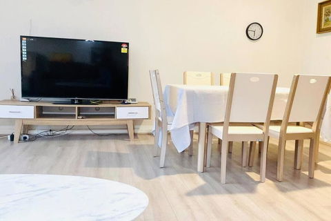 North Epping One Bedroom Short Drive To Uni - Accommodation Sunshine Coast 3
