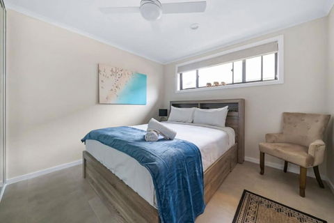 Oak Retreat Bliss By The Beach - Accommodation Sunshine Coast 3