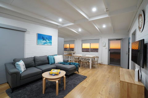 OCEA84 - Quinns Beach Shack: Ocean Views - Accommodation Sunshine Coast 0
