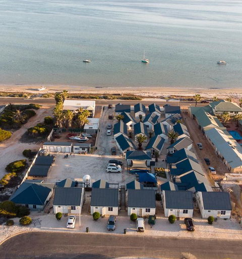 Oceanside Village - Accommodation Sunshine Coast 1