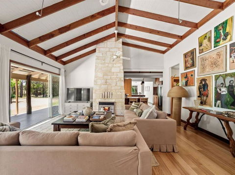 Orchard Homestead Countryside Retreat - Accommodation Sunshine Coast 0