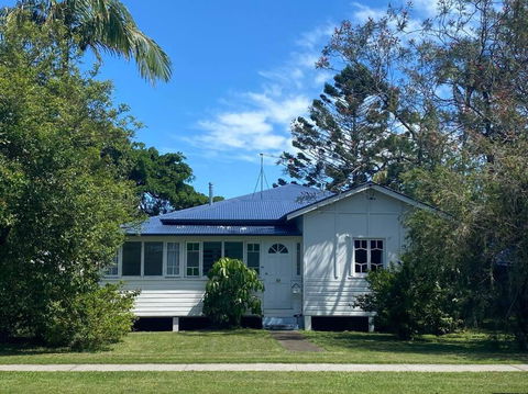 Original Surf Cottage In Heart Of Pottsville Beach - Accommodation Sunshine Coast 0