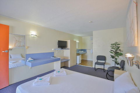 Oscar Motel - Accommodation Sunshine Coast 2