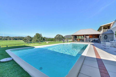 Overflow Downs-Riverside Acreage - Accommodation Sunshine Coast 0