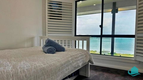 Peace In Paradise Near Nelson Bay- Waterviews, Spa, Adventures - Accommodation Sunshine Coast 1