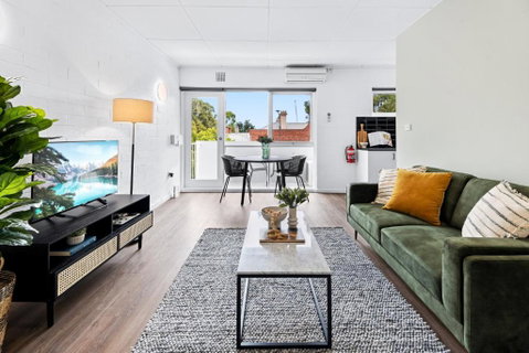 Peaceful 1-Bed Apartment Near The City Centre - Accommodation Sunshine Coast 0