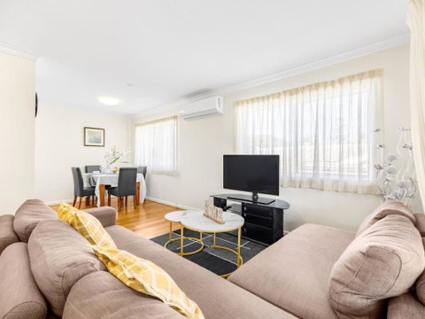 Peaceful 3BR Comfy Unit Sunnybank Near Everything - Accommodation Sunshine Coast 2