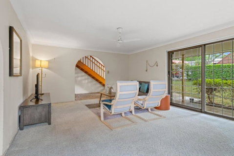 Peaceful 4BR At Sunnybank CBD With 2Parking Yard And Mall - Accommodation Sunshine Coast 2
