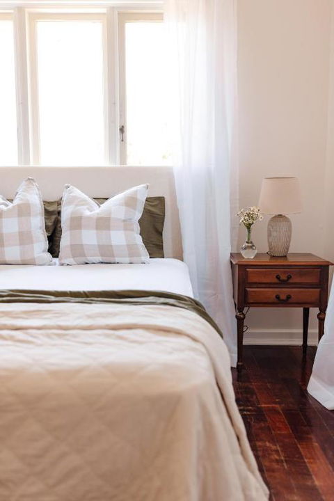 Pet Friendly Family Home In Bluff Point - Accommodation Sunshine Coast 3