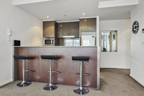 Portside Bliss Your Urban Escape In Melbourne - Accommodation Sunshine Coast 3
