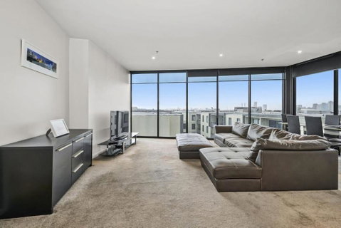 Portside Bliss Your Urban Escape In Melbourne - Accommodation Sunshine Coast 2