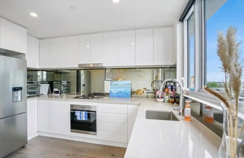 Penthouse With Awesome City View - Accommodation Sunshine Coast 1