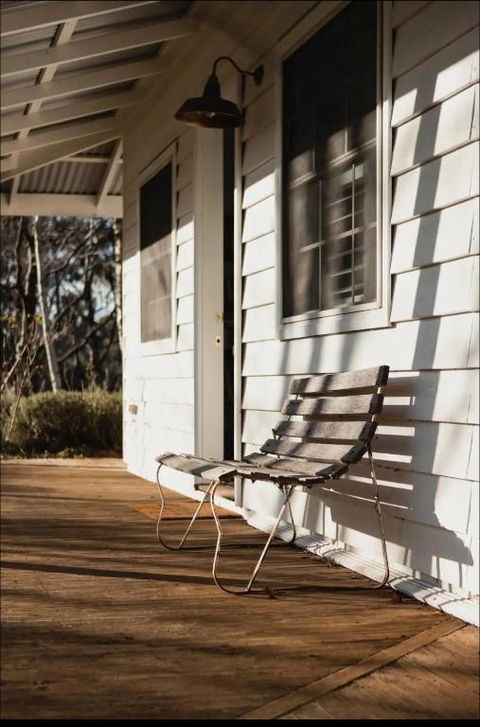 Peony Farm Pink Cottage - Accommodation Sunshine Coast 2