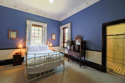 Petersons Armidale Winery And Guesthouse - Accommodation Sunshine Coast 2