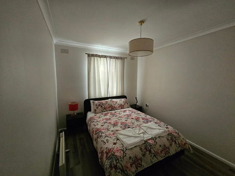 Phoenix House - Accommodation Sunshine Coast 3