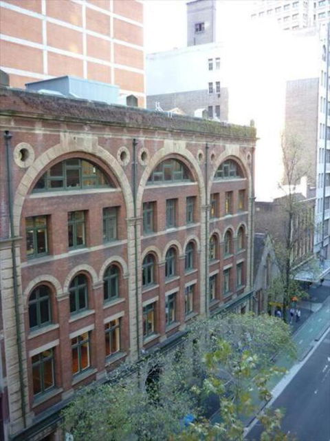 PI702 - Ideally Located Sydney CBD - Accommodation Sunshine Coast 1