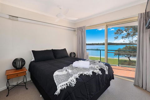 PICNIC7- PICTURE PERFECT PICNIC POINT - Accommodation Sunshine Coast 2