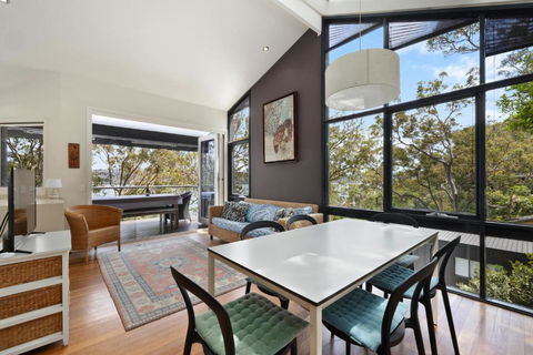 Pittwater Vistas - 5 Minutes To Palm Beach - Accommodation Sunshine Coast 2