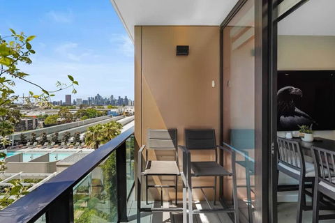 PM Residences - Modern Luxury 2BR Apt W Parking - Accommodation Sunshine Coast 3