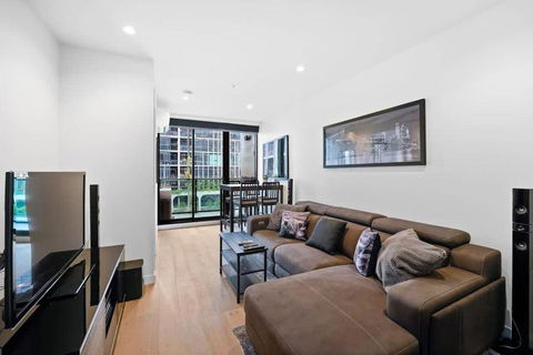 PM Residences - Modern Luxury 2BR Apt W Parking - Accommodation Sunshine Coast 1