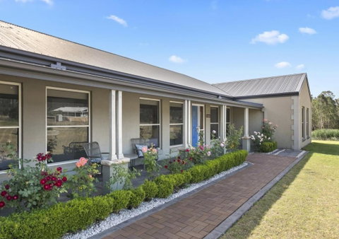 Ponderosa Homestead - Accommodation Sunshine Coast 1