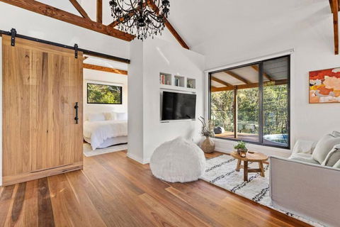 Pool House Bellingen - Accommodation Sunshine Coast 1